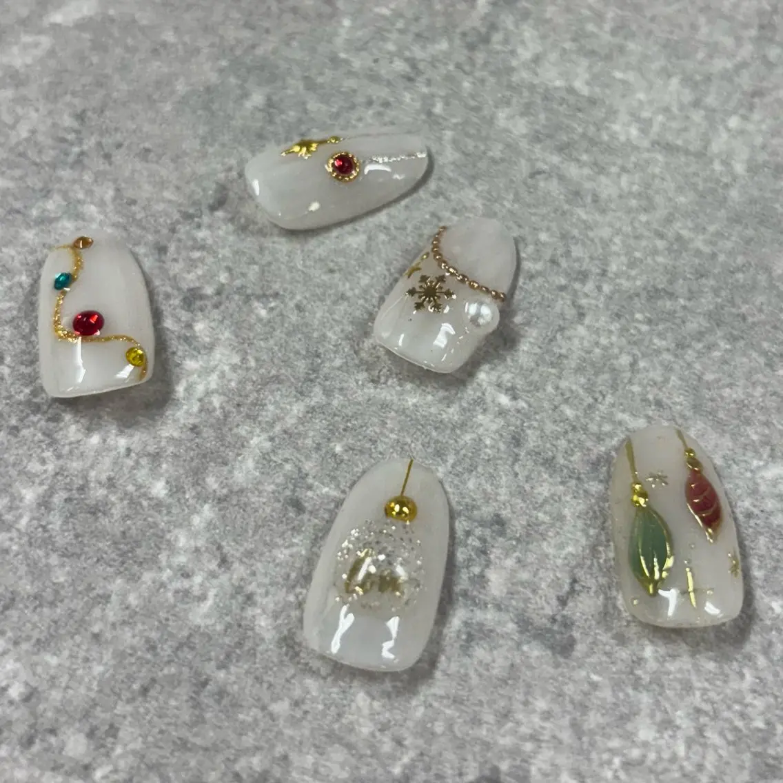 ネイル 冬ネイル クリスマス NUMAZAWA KASUMIのネイルデザイン