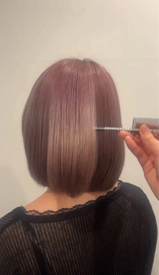 ショート カラー ブリーチ カラーモデル kotomiのヘアスタイル