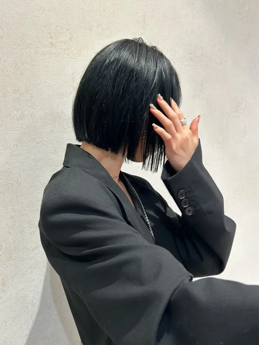 ショート Sora/レイヤー/ 似合わせカラー🤎のヘアスタイル