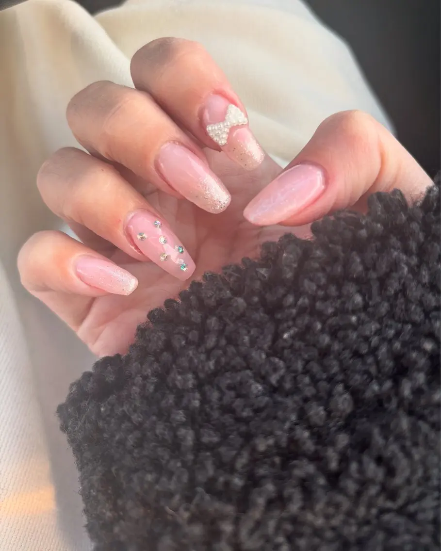 ネイル フラッシュネイル フットネイル フレンチネイル ジェルネイル ガラスフレンチ Nail salon Natulalのネイルデザイン