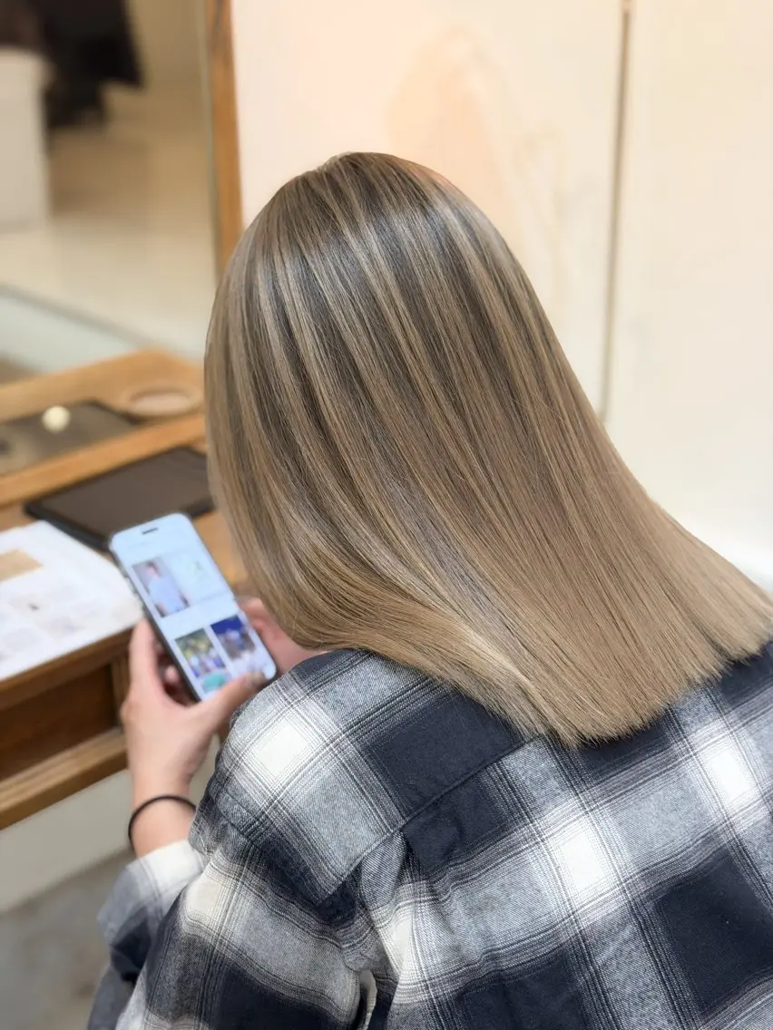 モデル撮影用ブリーチクーポン【ハイライトorバレイヤージュ】シルクトリートメントサービス！ロング料金込みの写真