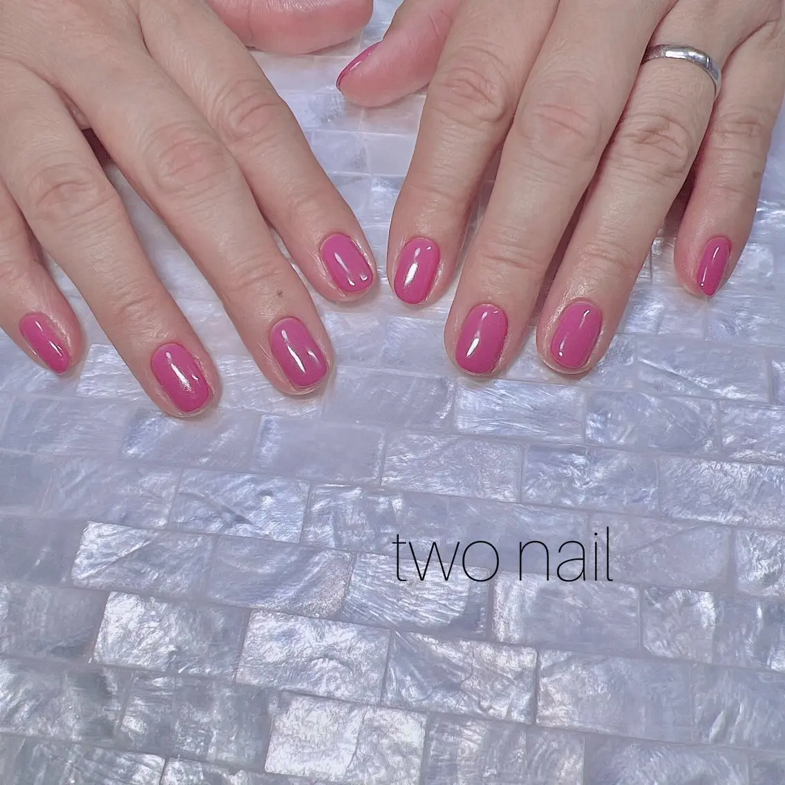 ネイル ネイルチップ ホワイト ハンドネイル two nailのネイルデザイン