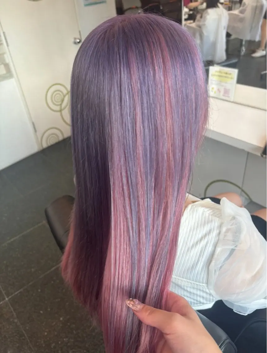 ロング カラー ブリーチ ダブルカラー ハイトーンカラー インナーカラー ラベンダーカラー ヘアカラー 髪質改善カラー| Yukino🫧のヘアスタイル