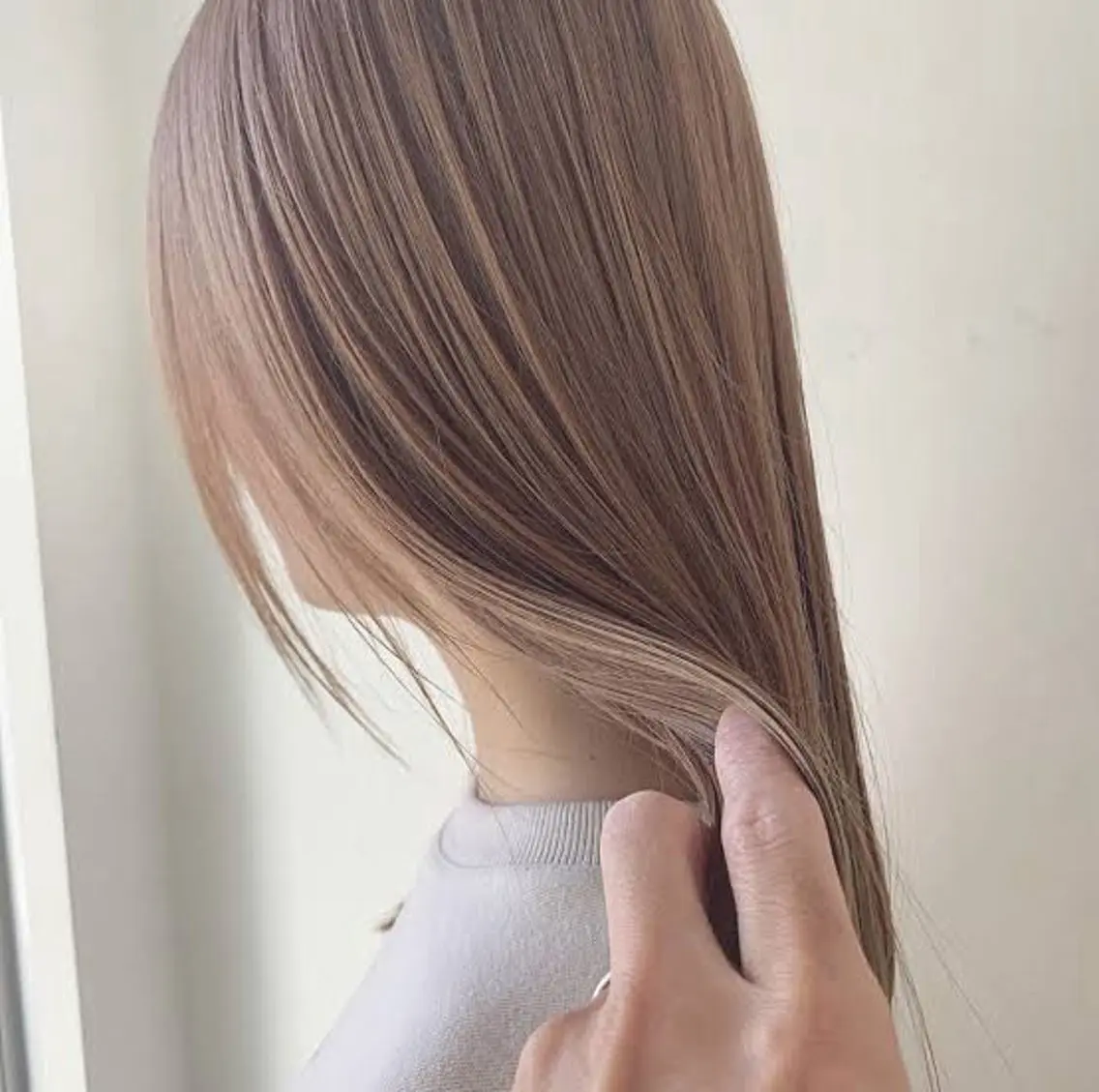 ロング カット ヘアカラー トリートメント 北田 瑠人のヘアスタイル