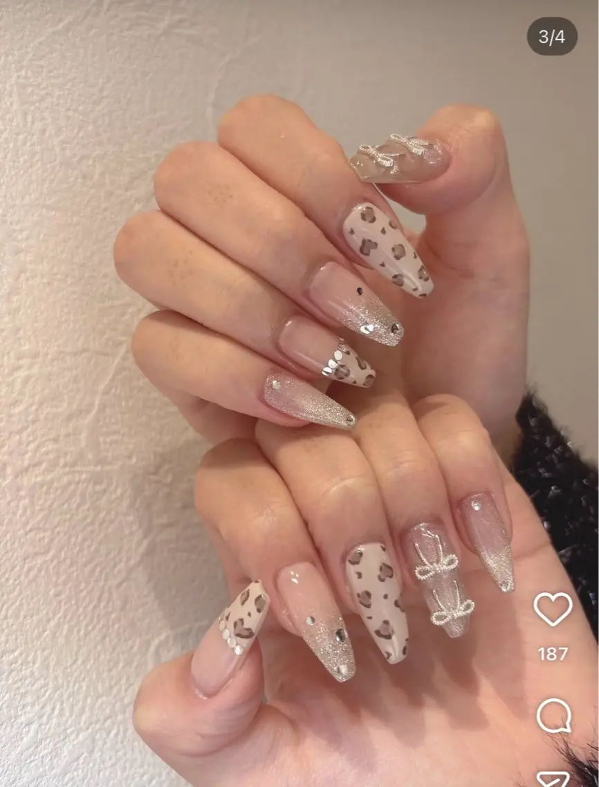 ネイル アートネイル ジェルネイル ガーリー キラキラネイル Nihonthy Nail 新宿のネイルデザイン