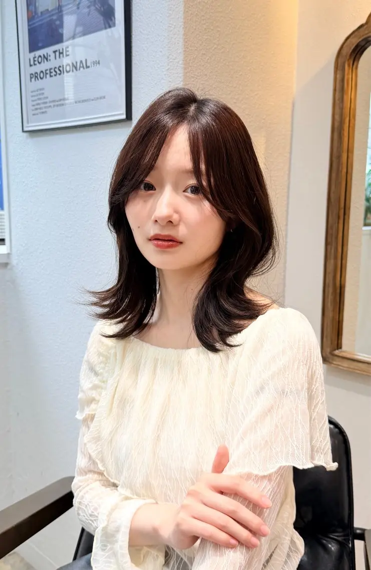 セミロング カット 🎀ブリーチなしカラ ー🎀Mizukiのヘアスタイル