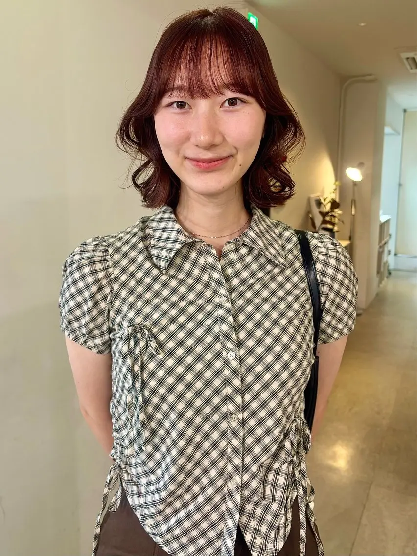 ミディアム ピンクブラウン ヘアカラー ナナ 福岡美容室のヘアスタイル
