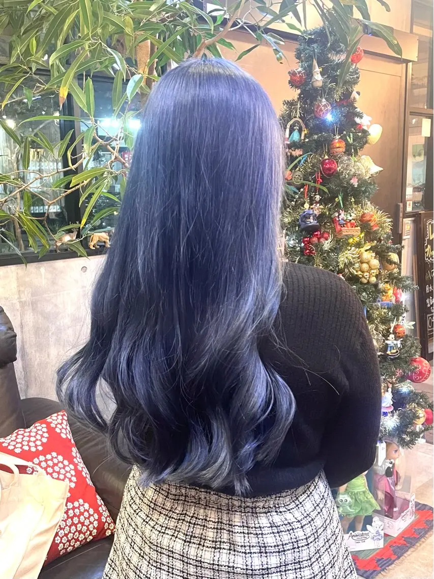 ロング カラー ブルーカラー ブルーラベンダー ラベンダーカラー ヘアカラー トリートメント 竹内 春奈のヘアスタイル