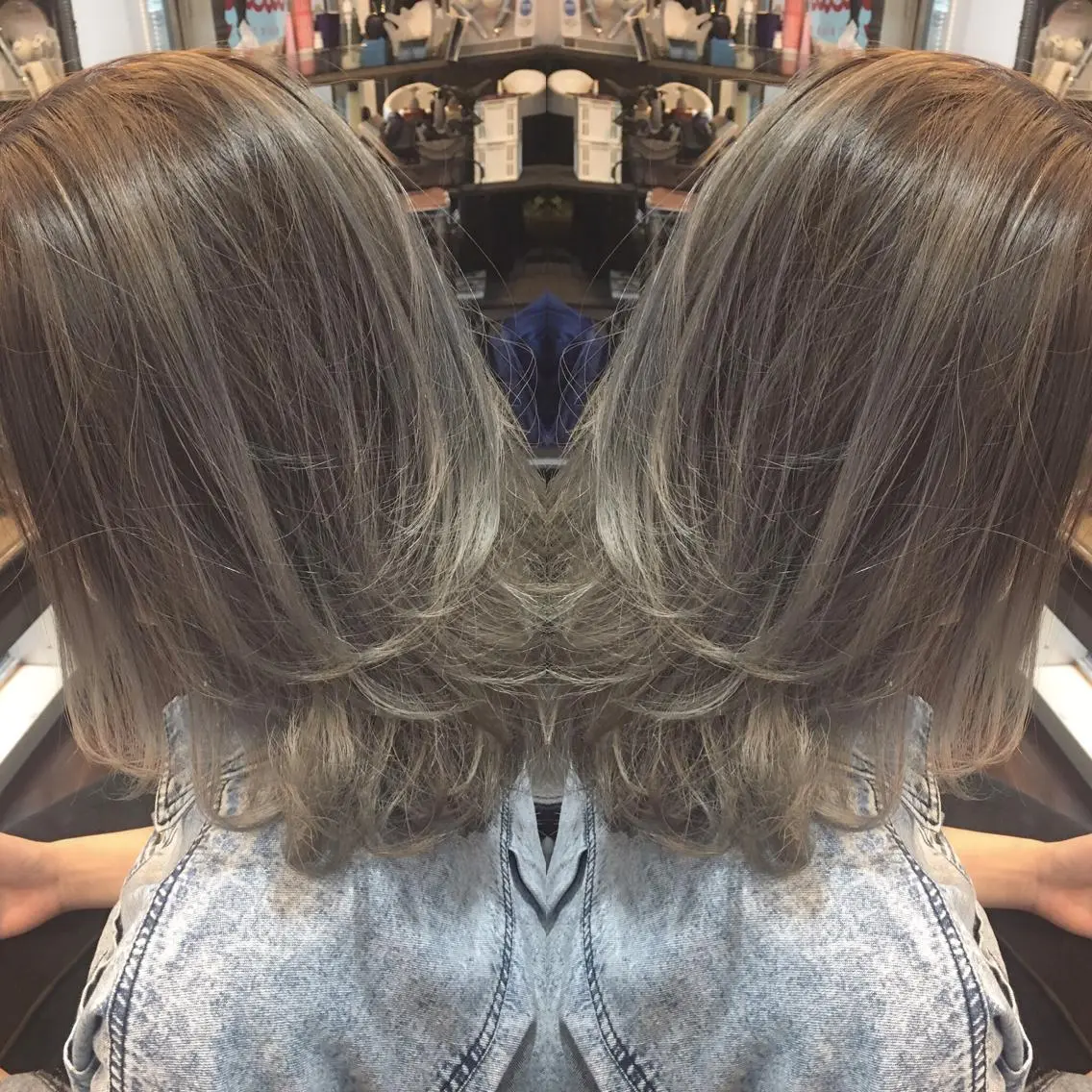 セミロング カラー グラデーションカラー ハイライトカラー ハイライト ヘアカラー トリートメント 吉本 yoshimotoのヘアスタイル