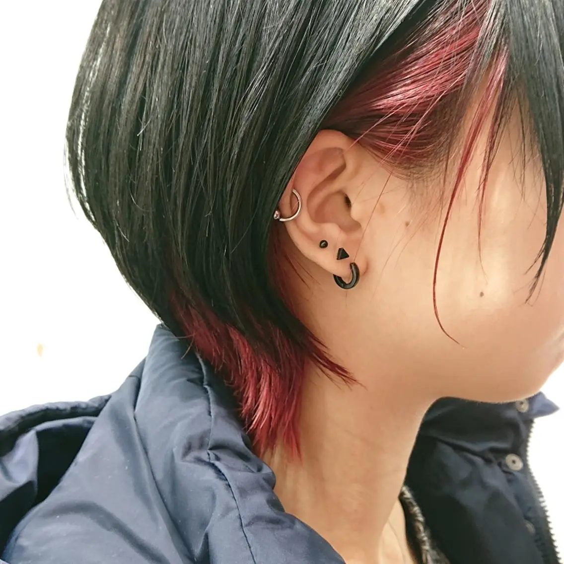 ショート カラー ピンクカラー ショートヘア ウルフカット カット ヘアカラー 30.40代大人 ショート✨️井上雄輝のヘアスタイル