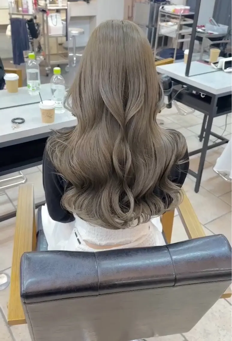 ロング sakura モデル募集中のヘアスタイル