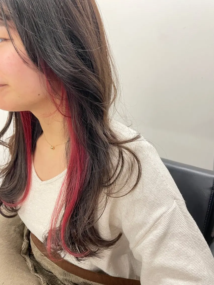 ロング カット ヘアカラー 末石 智のヘアスタイル