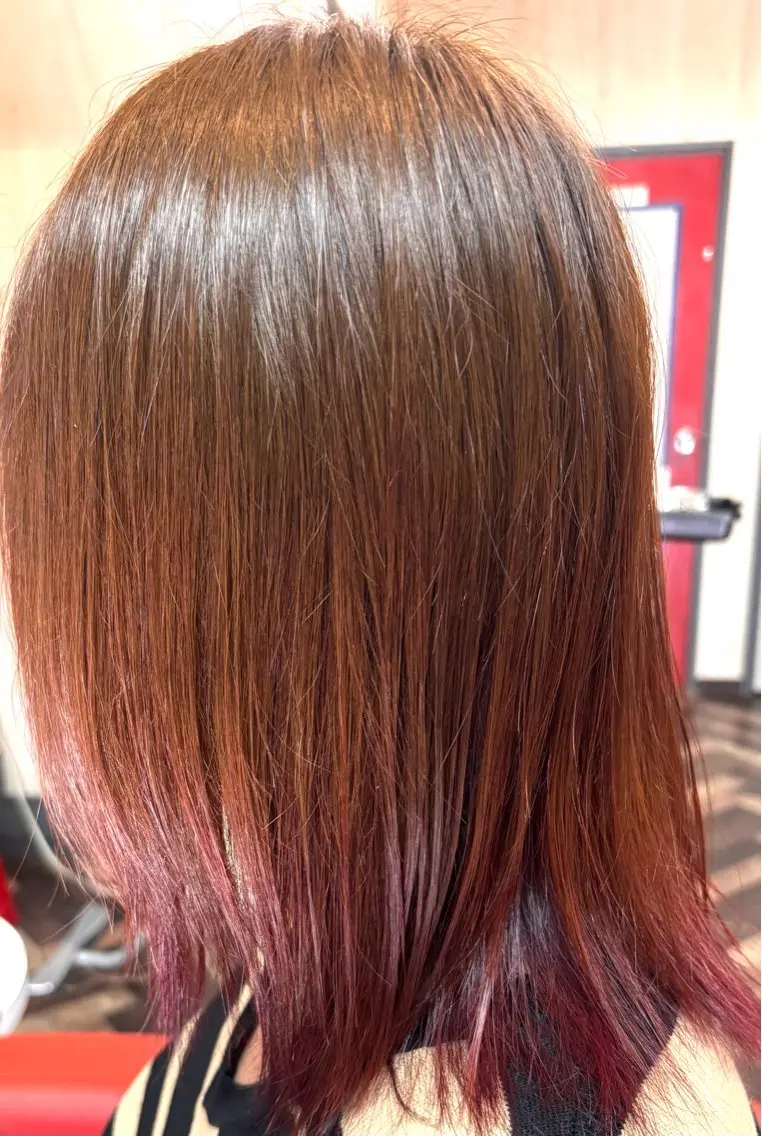 セミロング カラー タカダ ユウキのヘアスタイル