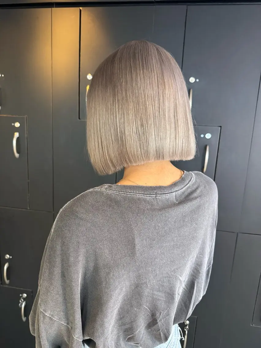 ミディアム カラー ヘアカラー 🦄垢抜けボブ特化× 暖色カラー未来🦄のヘアスタイル