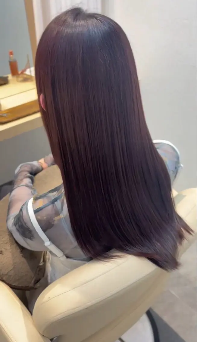 ロング カラー ボルドーカラー ブラウンカラー ヘアカラー 透明感color / 韓国 /KANAのヘアスタイル