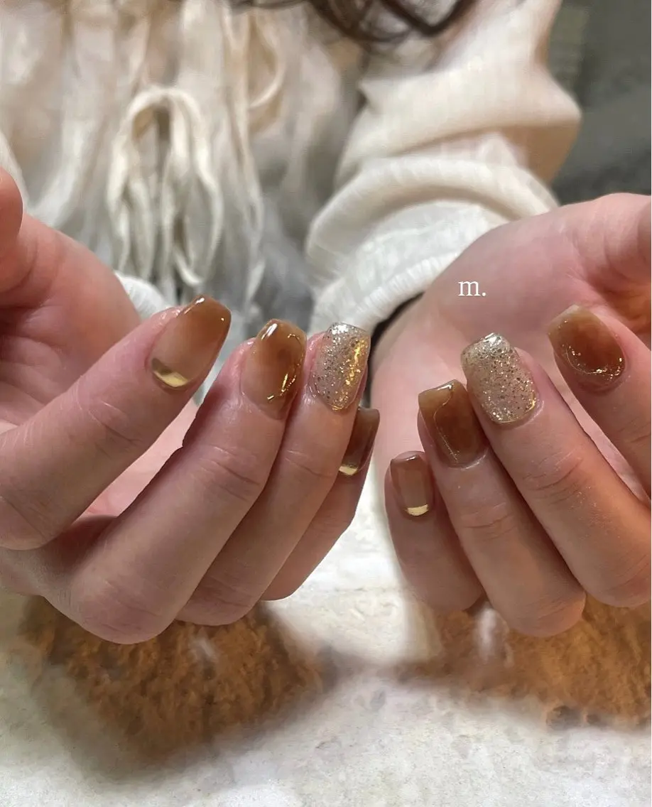 ネイル オーロラネイル マグネットネイル ミラーネイル ニュアンスネイル フットネイル m.nail salonのネイルデザイン