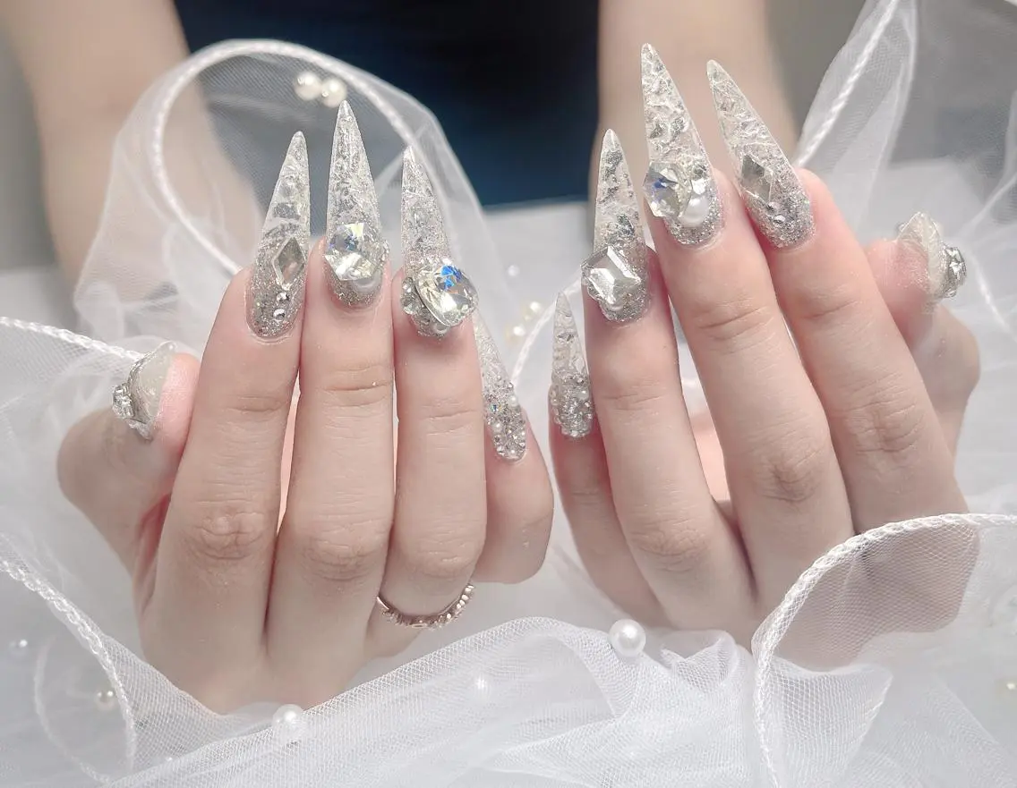 ネイル 長さ出し フットネイル ジェルネイル 韓国ネイル マグネットネイル ハンドネイル Huynnail Shinjukuのネイルデザイン