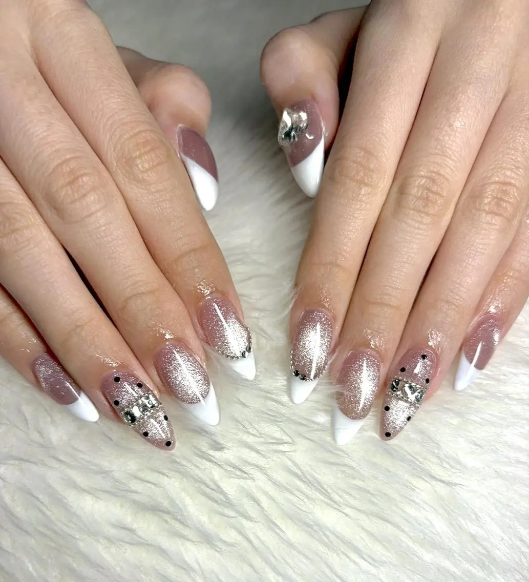 ネイル フラッシュネイル フレンチネイル マグネットネイル nail salon Ellisのネイルデザイン