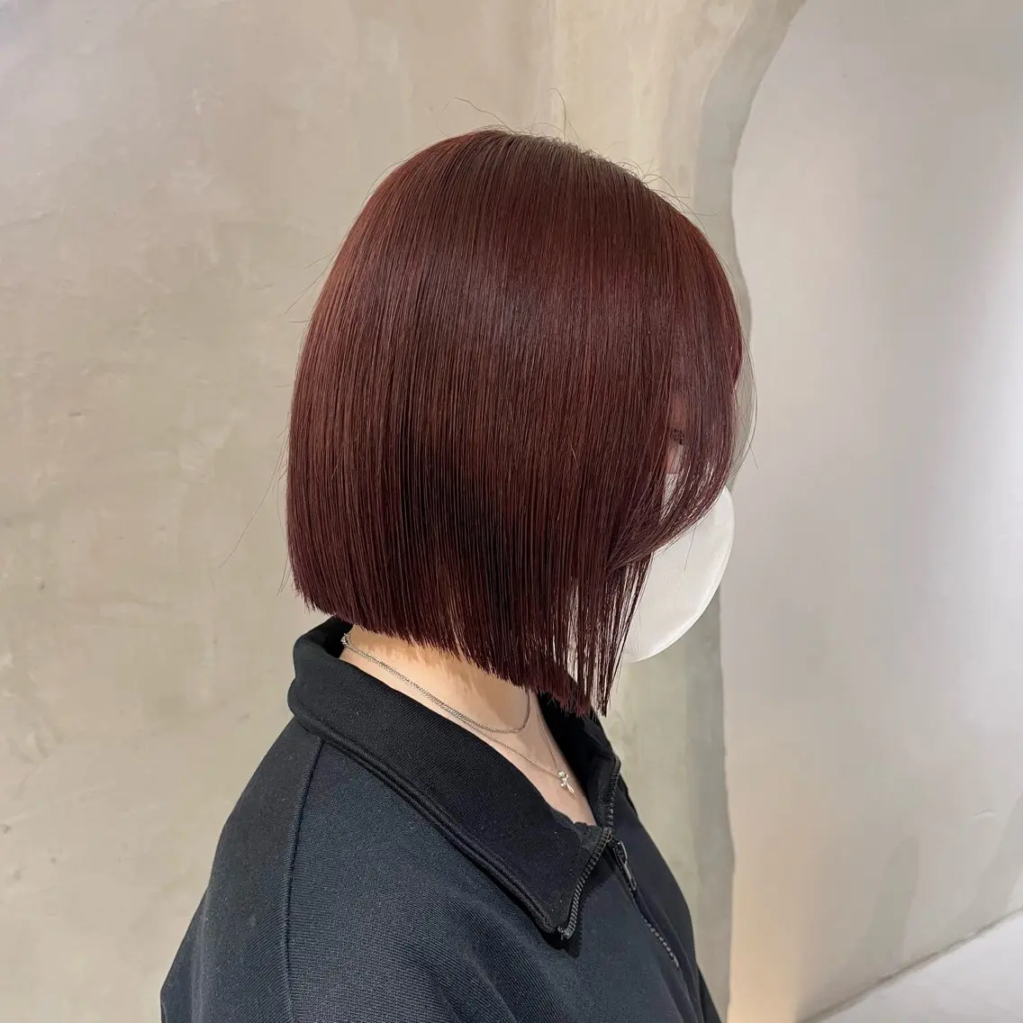 ミディアム カラー カット ヘアカラー トリートメント 切りっぱなしボブ/ 艶カラー/綾莉のヘアスタイル