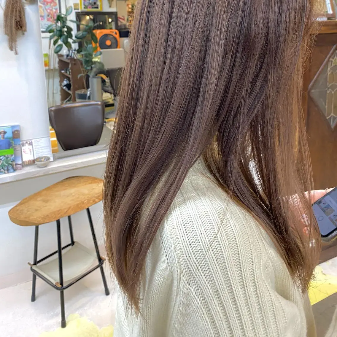 ロング カット ヘアカラー Moca 〰️のヘアスタイル