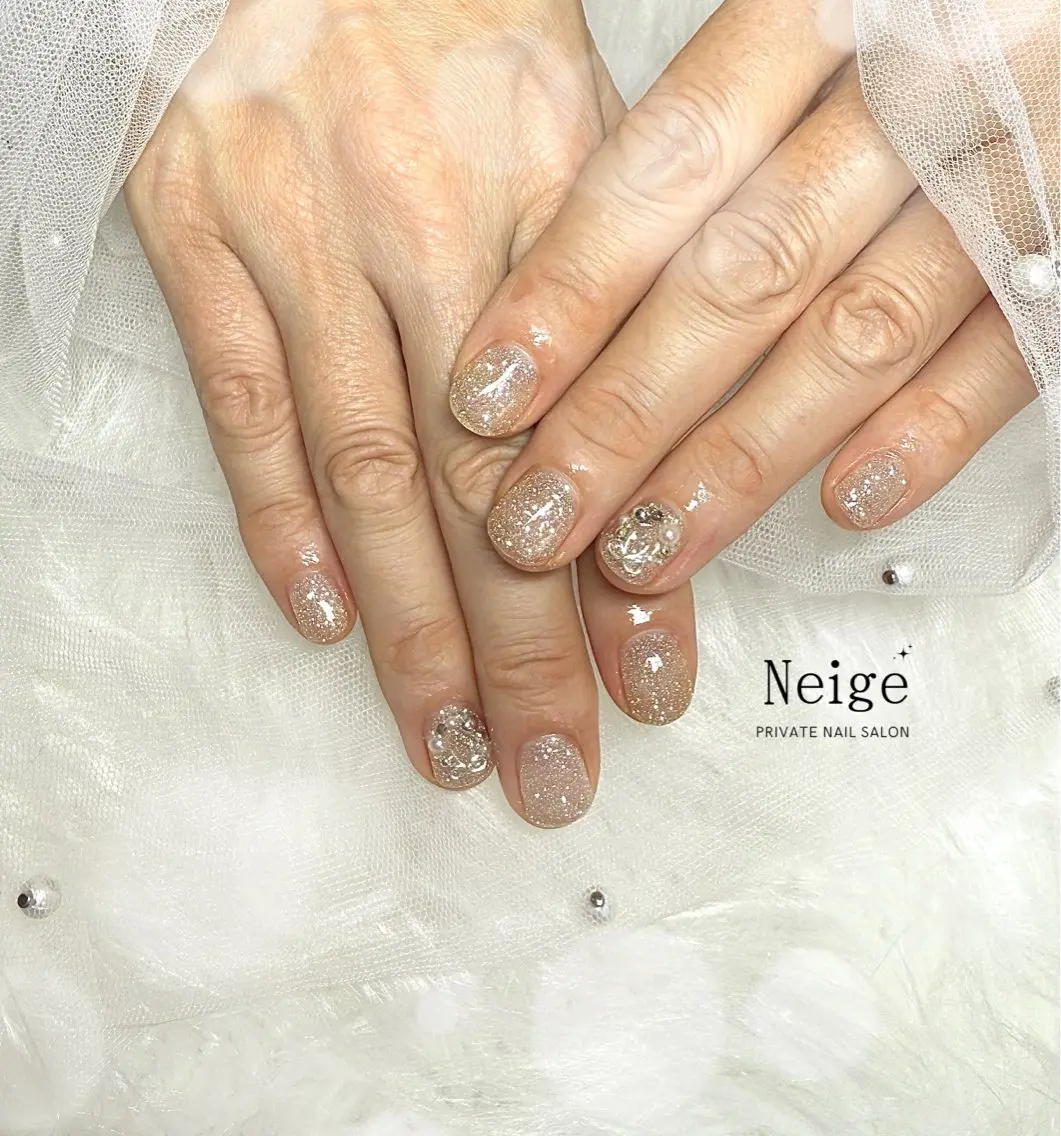 ネイル ハンドネイル Neige‪𓂃ai ＊梅津 / 松尾のネイルデザイン