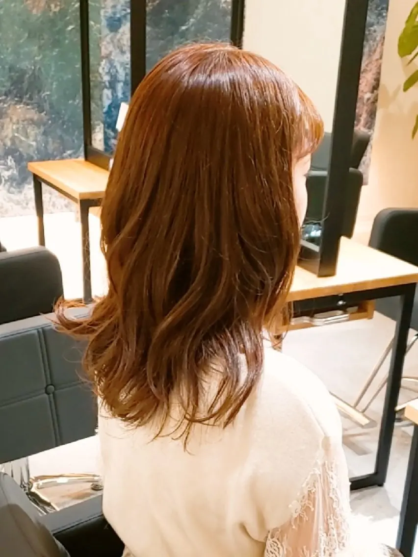 ミディアム ミディアムレイヤー レイヤーカット カット ヘアカラー トリートメント 🌈HMhair🌈 home池袋のヘアスタイル