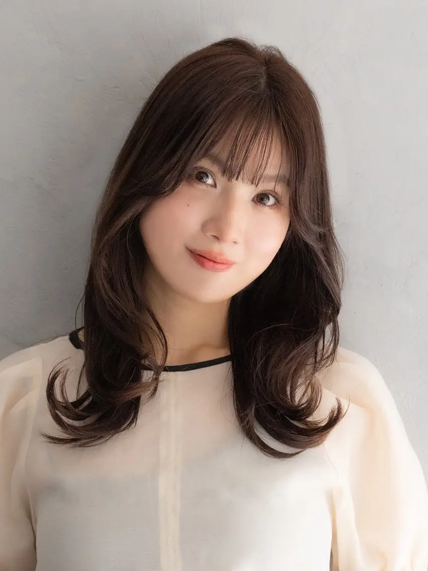 セミロング カット ヘアカラー トリートメント 小川 夏実のヘアスタイル