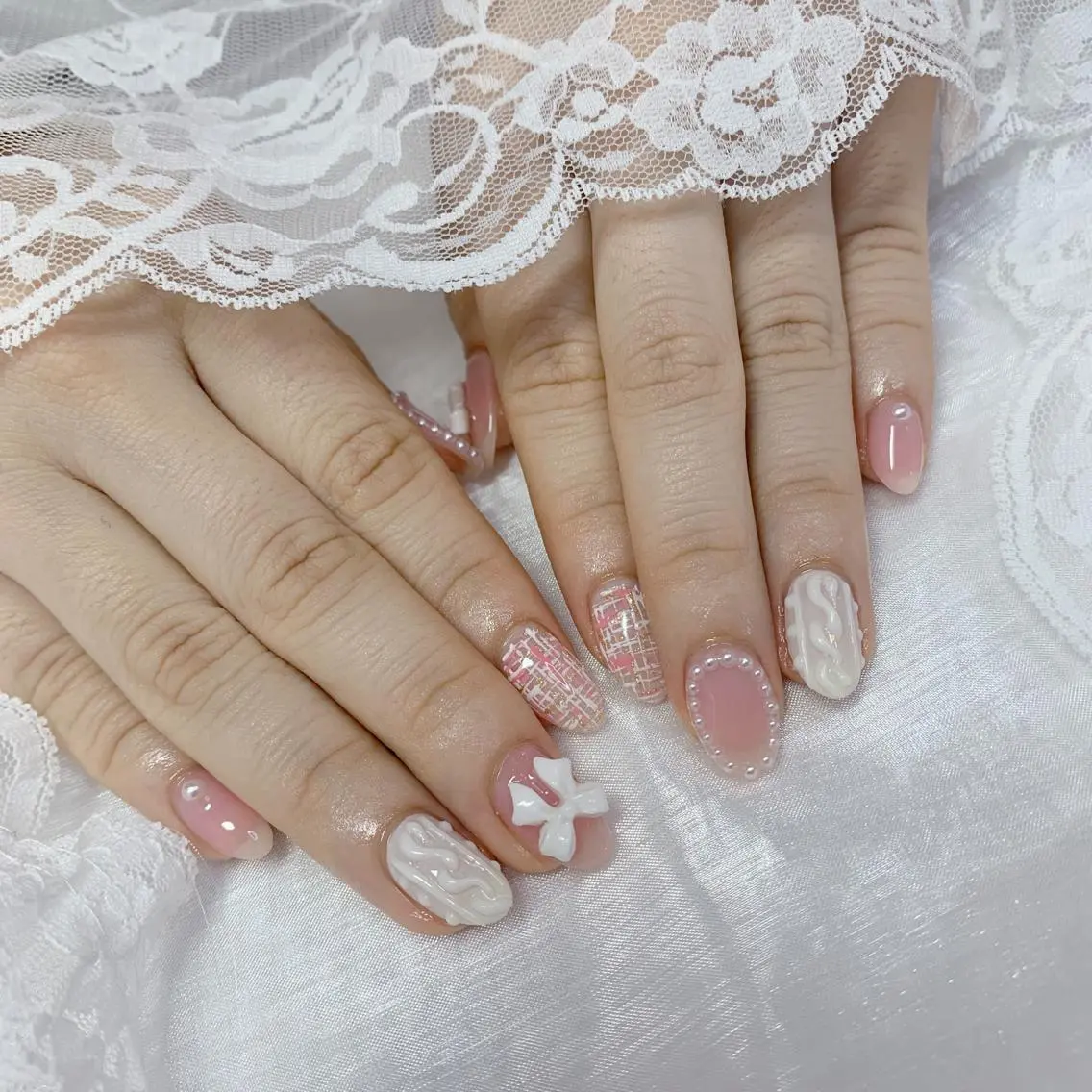 ネイル リボン ハンドネイル La neige* yuki 🐩🌙のネイルデザイン