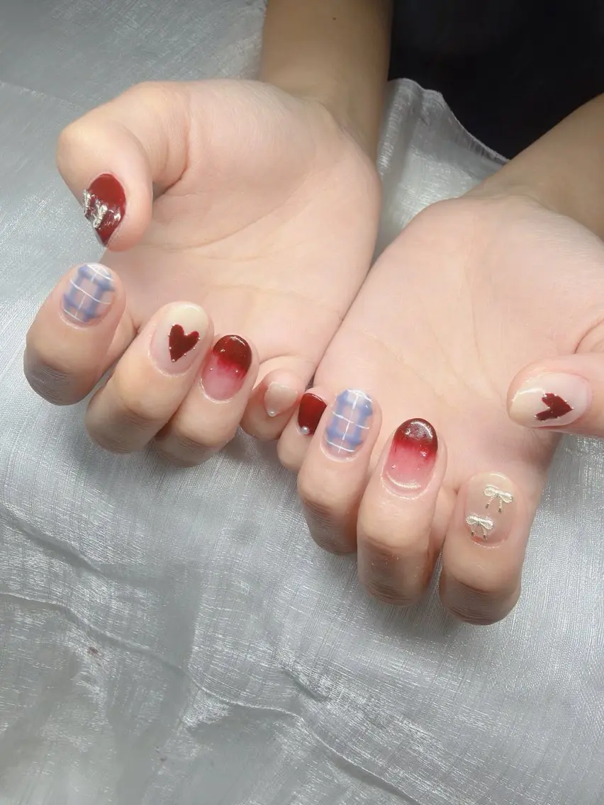 ネイル 長さ出し グラデーション 卒業式 キラキラネイル マグネットネイル ハンドネイル Lee Nailsのネイルデザイン