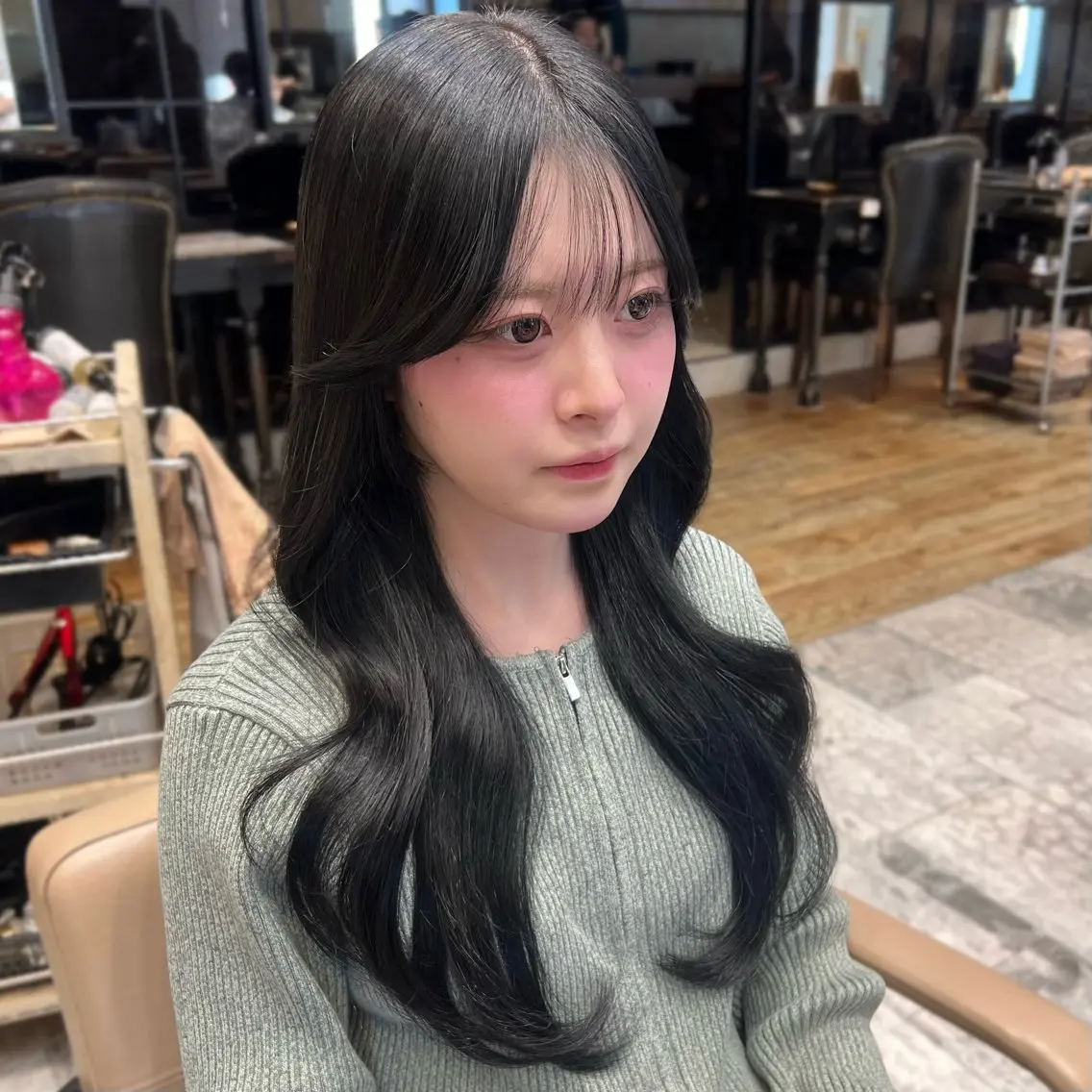 ロング ロングレイヤー くびれヘア 顔周りカット レイヤーカット ロング 🧡くびれヘア/前髪 顔周り🧡久原結衣のヘアスタイル