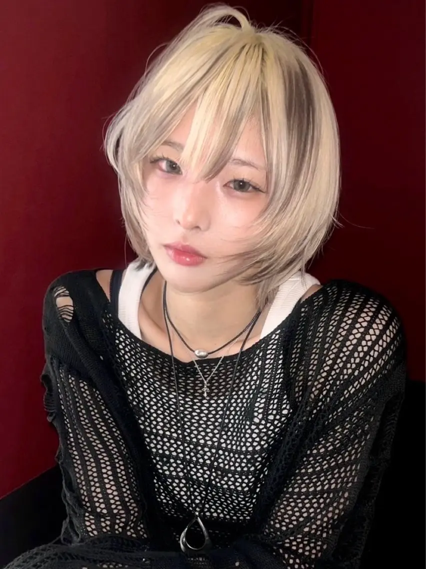 ショート カラー カット ヘアカラー 小顔・顔まわり🦋 ウルフ❤︎ ͛めいのヘアスタイル