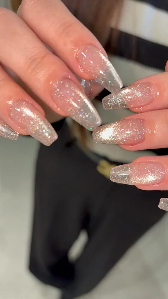 ネイル クリアネイル フラッシュネイル マグネットネイル ハンドネイル nué nail 【halu】のネイルデザイン