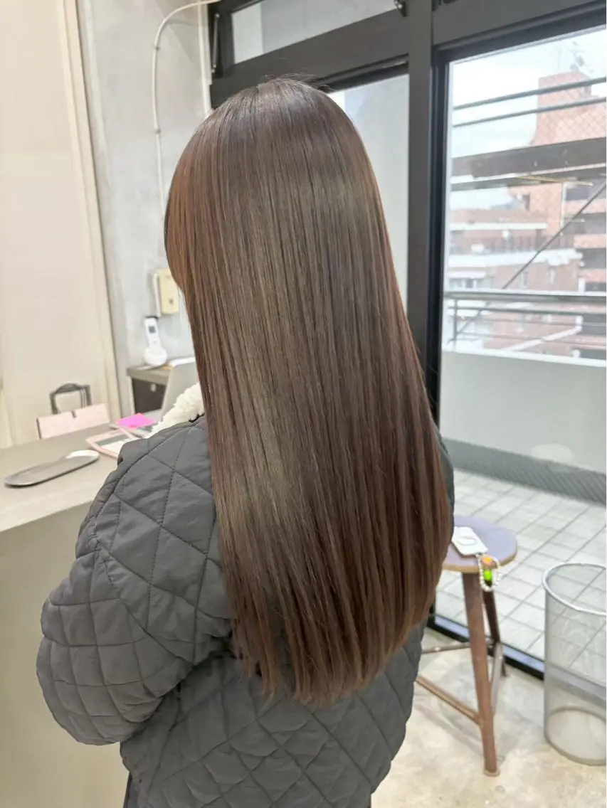 カラー 透明感カラー ここののヘアスタイル