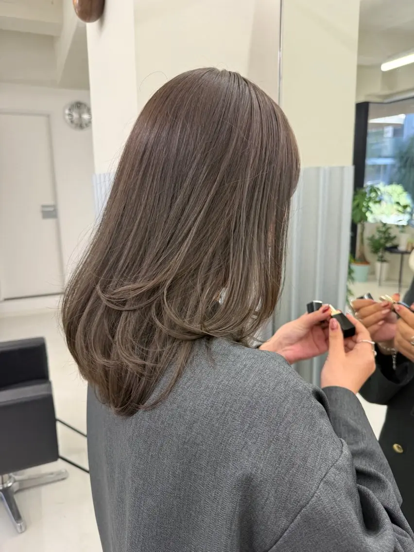 セミロング カラー カット ヘアカラー トリートメント 表参道🌿赤み消し カラー/チナツのヘアスタイル