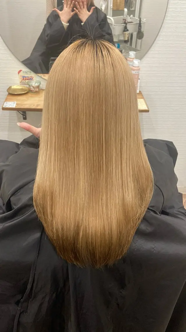 ロング トリートメント 西岡 莉緒のヘアスタイル