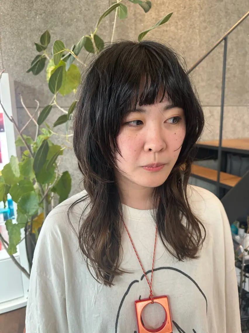 ロング パーマ 顔周りカット ウルフカット 髪質改善🌈 tomomiのヘアスタイル