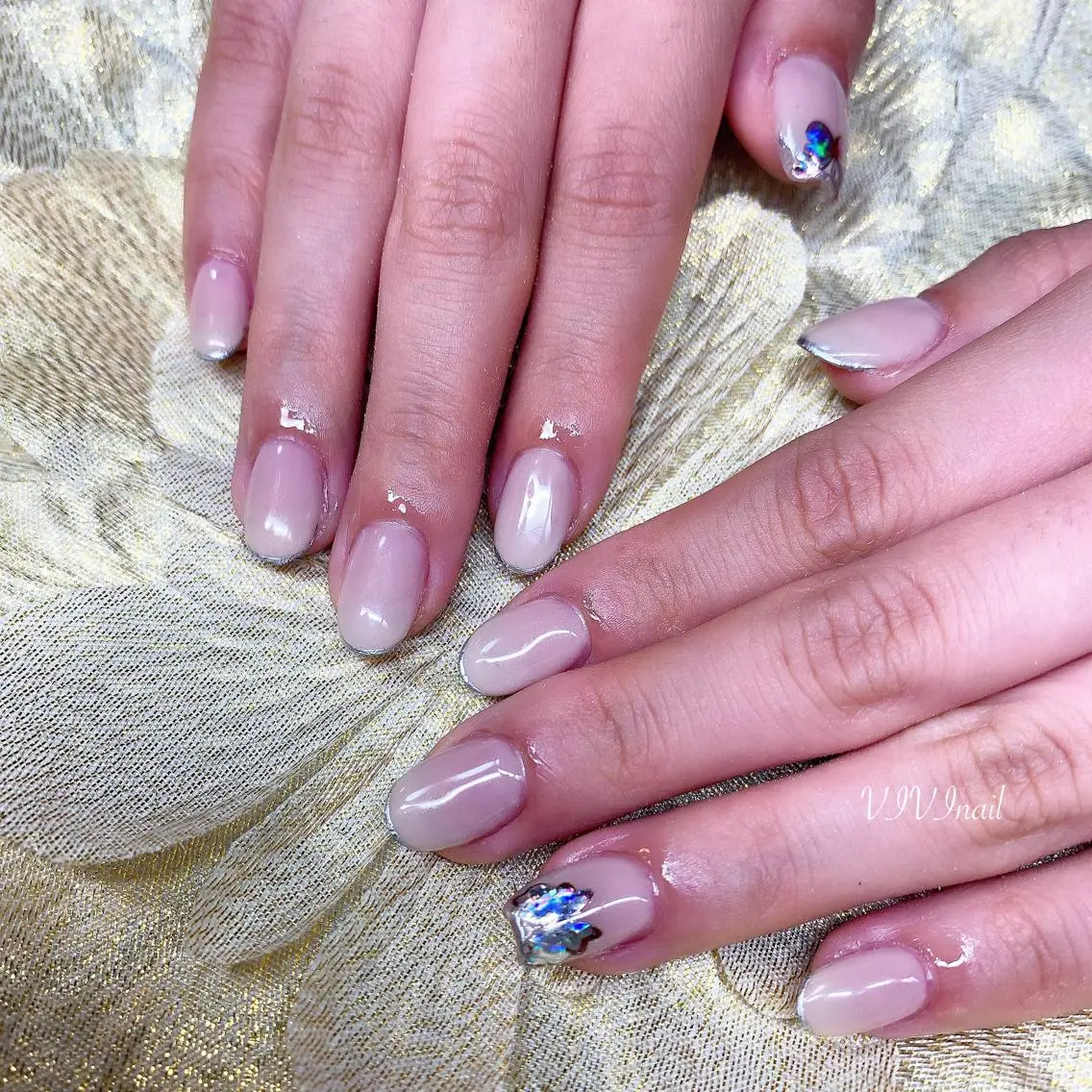 ネイル フレンチネイル ハンドネイル vivi nailのネイルデザイン