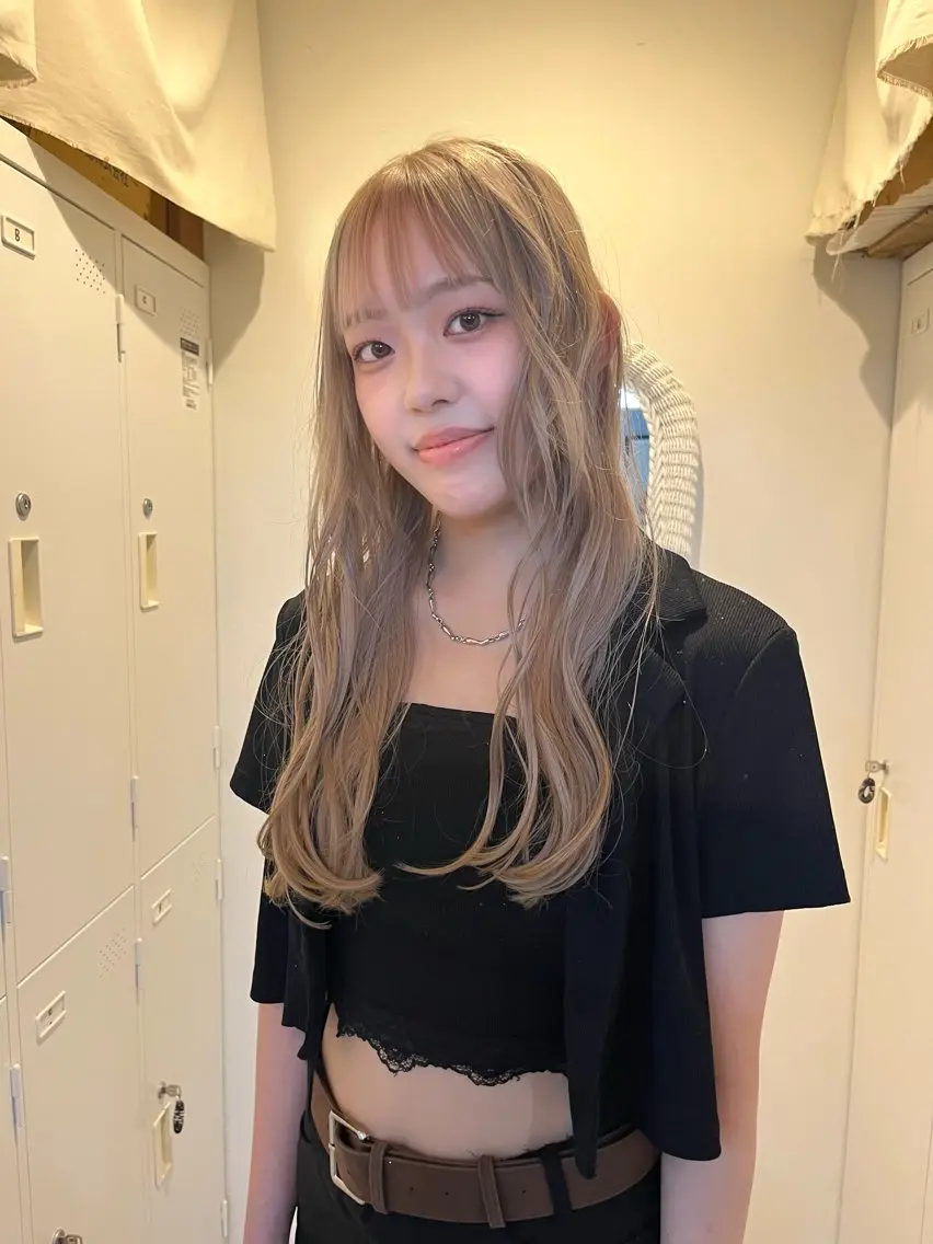 セミロング カラー ベージュカラー ブリーチ ブロンド ブロンドベージュ ヘアカラー 🤍ボブ/顔周り カット/🤍honoのヘアスタイル