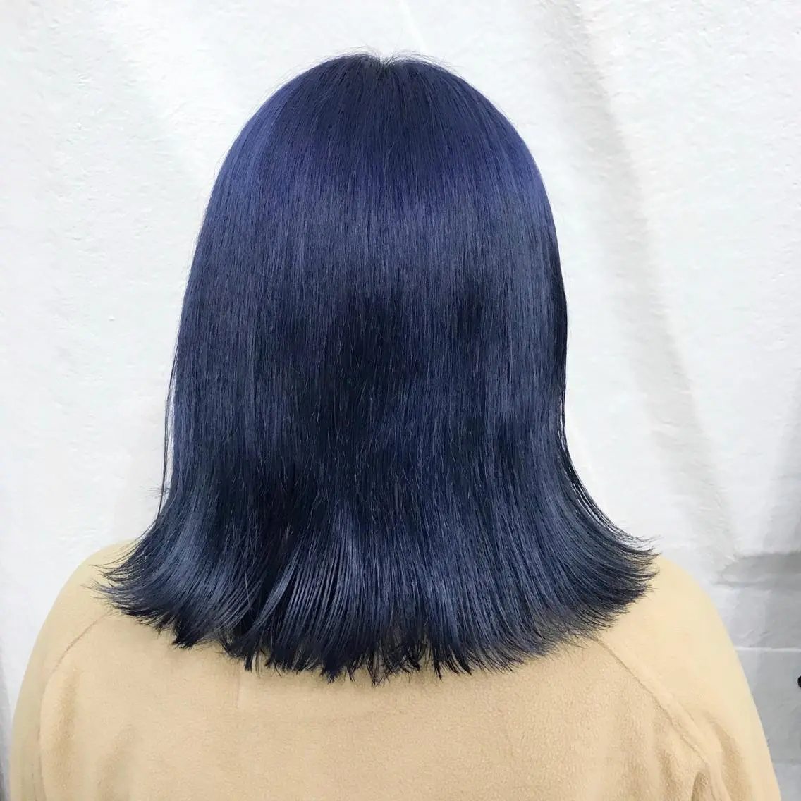 ミディアム カラー ブリーチ ブルーカラー ネイビーカラー K-POP好き美容師 🇰🇷Kai.Yのヘアスタイル