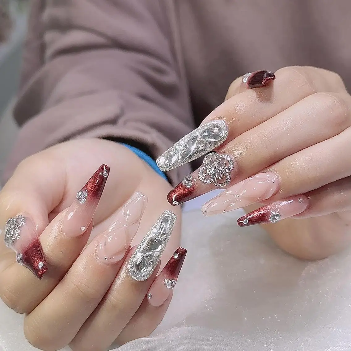 ネイル ハンドネイル Queen‘s なんのネイルデザイン
