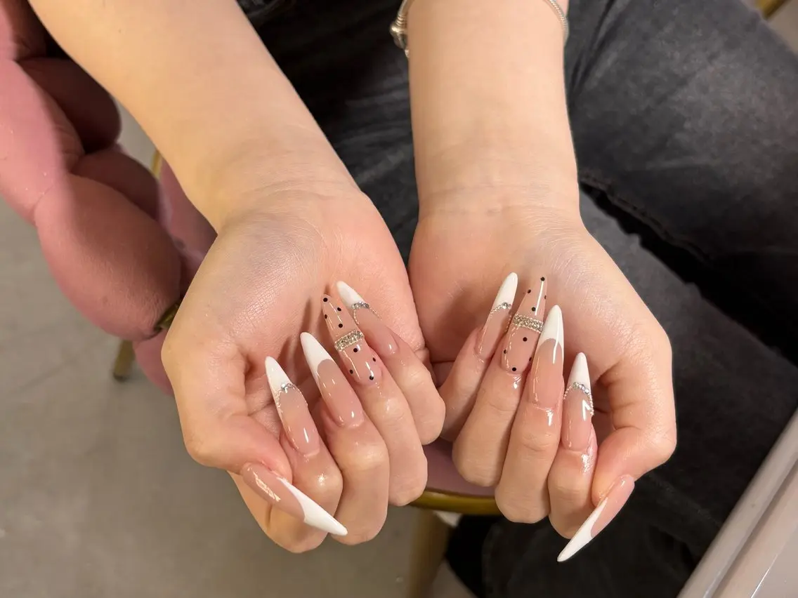 ネイル 渋谷T&B ロング ネイル/ユキ🤎のネイルデザイン