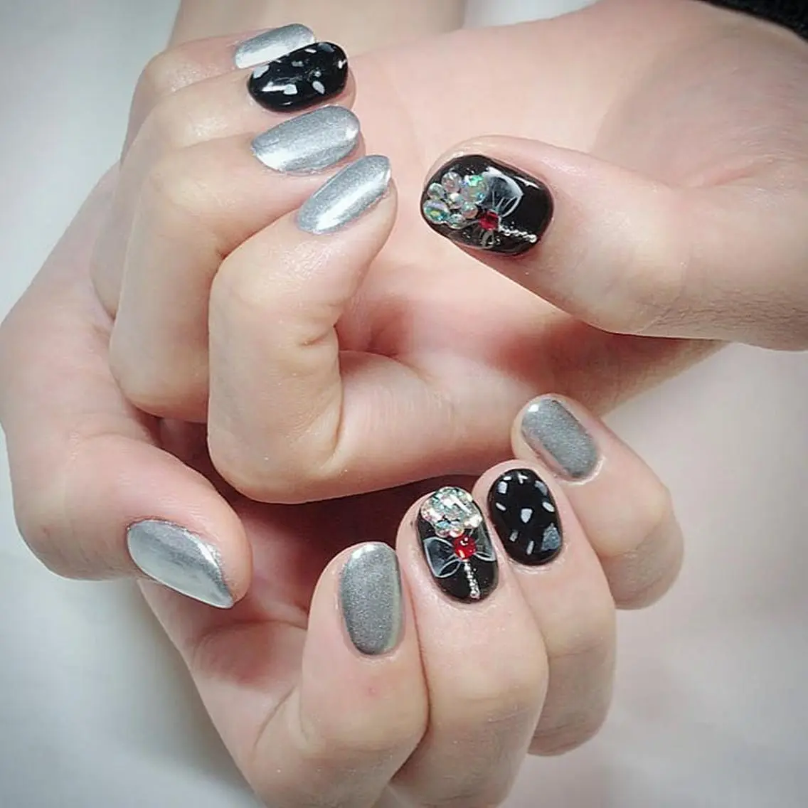 ネイル 冬ネイル クリスマス ハンドネイル ハンドケア lylynail YUUKAのネイルデザイン