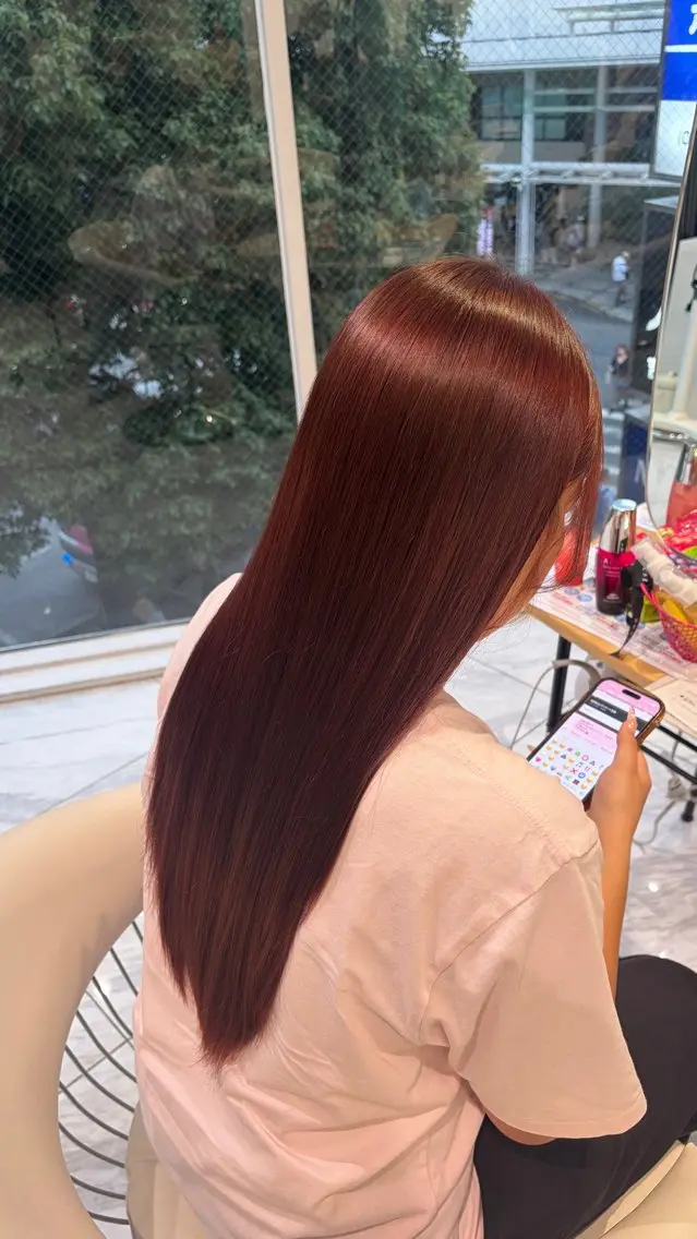 ロング カラー🍓ネイル /ヒナタのヘアスタイル