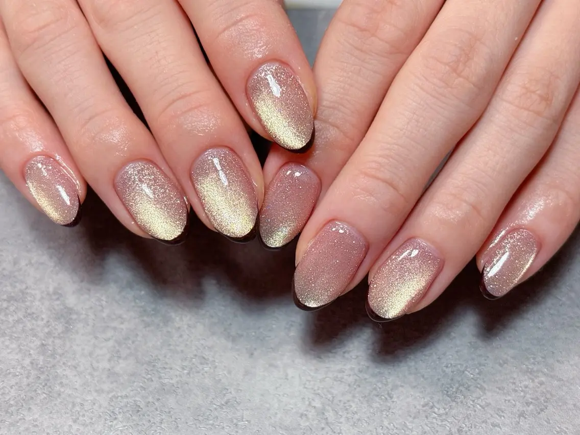 ネイル アートネイル ハート マグネットネイル リボン バレンタイン ハンドネイル ハンドケア 💫ゆか_ Nailartistのネイルデザイン