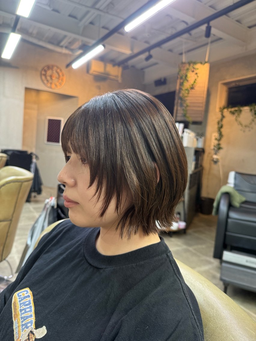 ショート ボブレイヤー ボブ レイヤーカット クロスパーマ/透明感 カラー/Erikaのヘアスタイル