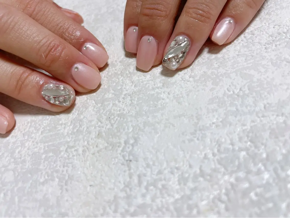 ネイル ジェルネイル キラキラネイル メンズネイル ワンカラーネイル パラジェル kiki nail たまプラーザのネイルデザイン