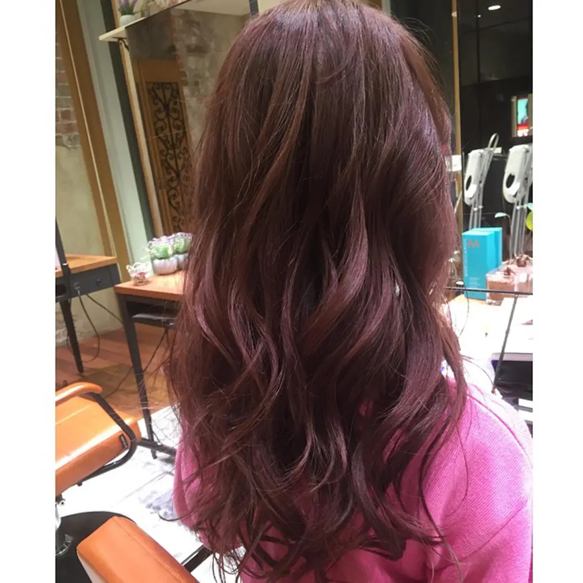 ミディアム セミロング ロング カラー ピンクカラー Soleria 田中慎一のヘアスタイル