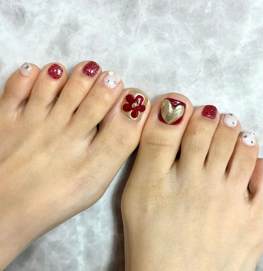 ネイル フットネイル ストーンネイル nails' it...のネイルデザイン