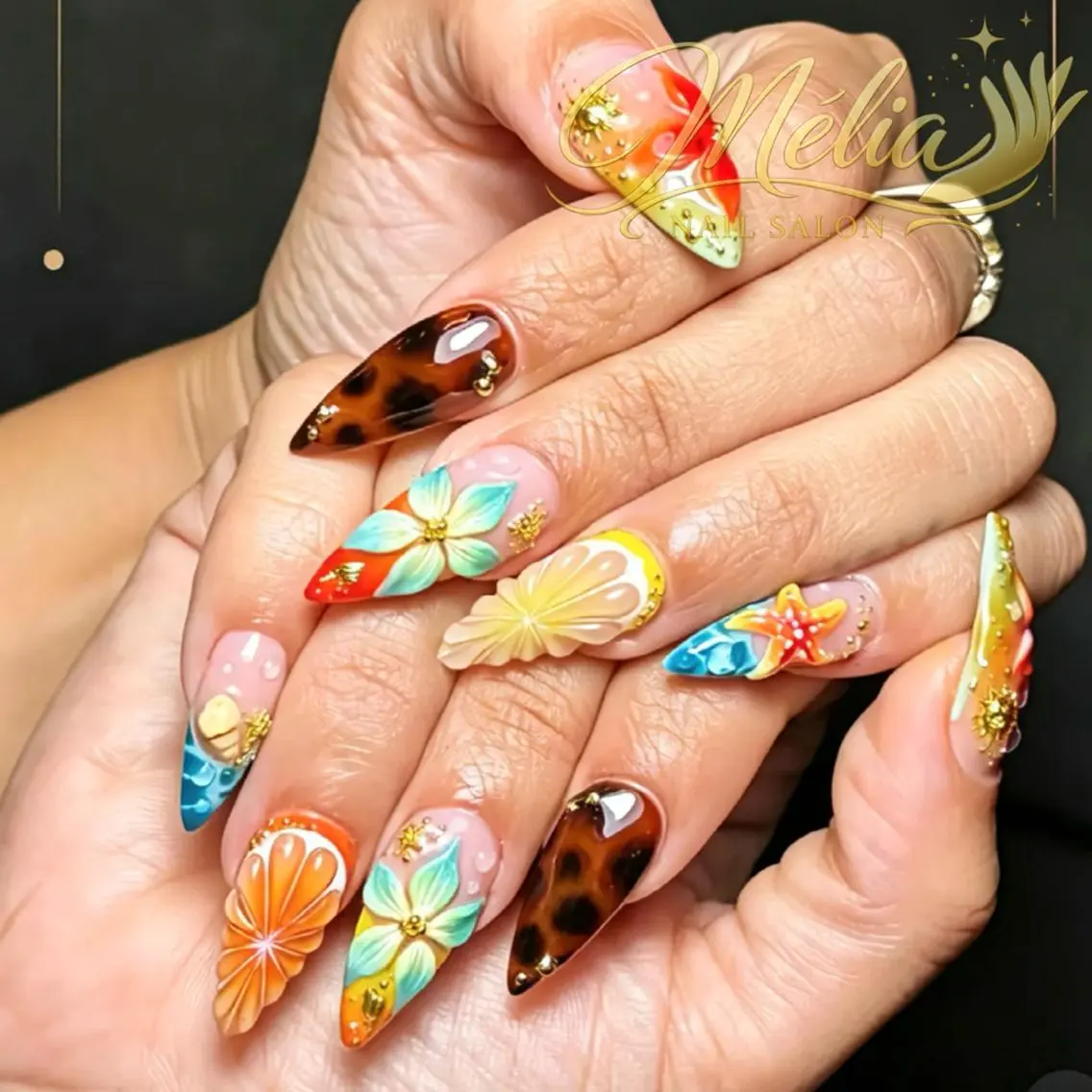 ネイル グラデーション 韓国ネイル ロングネイル 持ち込み シンプルネイル Melia Nail Nambaのネイルデザイン