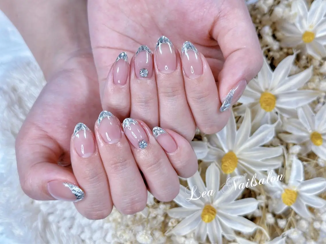 ミディアム カラー ネイル Le’a NailSalonのネイルデザイン